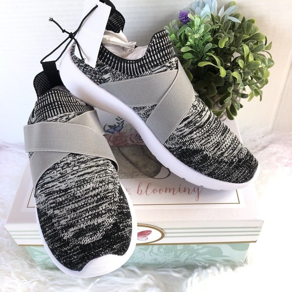 Women’s Slip On Sneakers Size L 9/10 West Loop Memory Foam - Picture 14 of 16